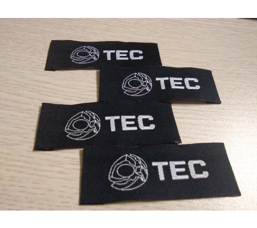 Nhãn mác giá rẻ 01